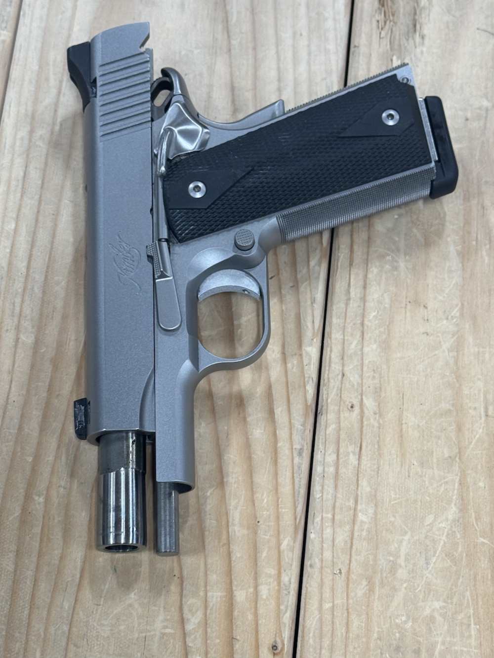 Kimber 1911 .45 ACP Stainless Pro TLE II with extras-img-6
