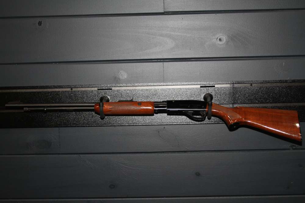 1970 Remington Model 572 Fieldmaster .22 S/L/LR Pump – BT Code – Classic-img-4