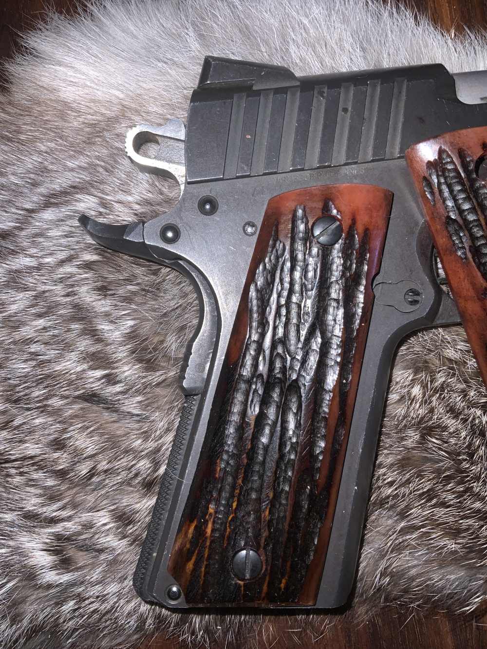 1911 Grips, Stag Jigged Camel Bone, Amber, full size 911 pistol grips (G2)-img-2