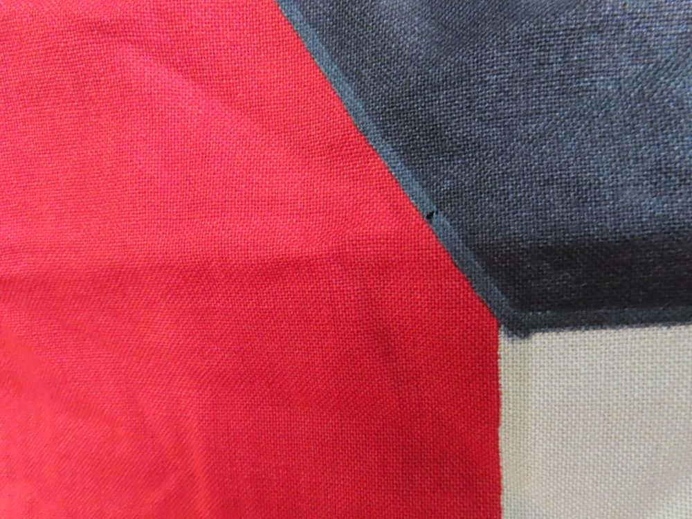 VINTAGE FLAG OF KUWAIT DATED 1978 ON THE HOIST END WITH OTHER WRITTING-img-10