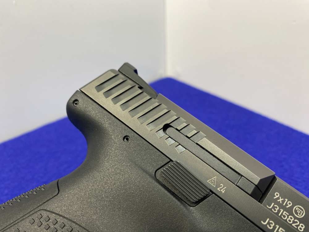 2024 CZ P-10 F 9mm Black 4 1/2" *AWESOME FULL-SIZE STRIKER-FIRED HANDGUN*-img-17