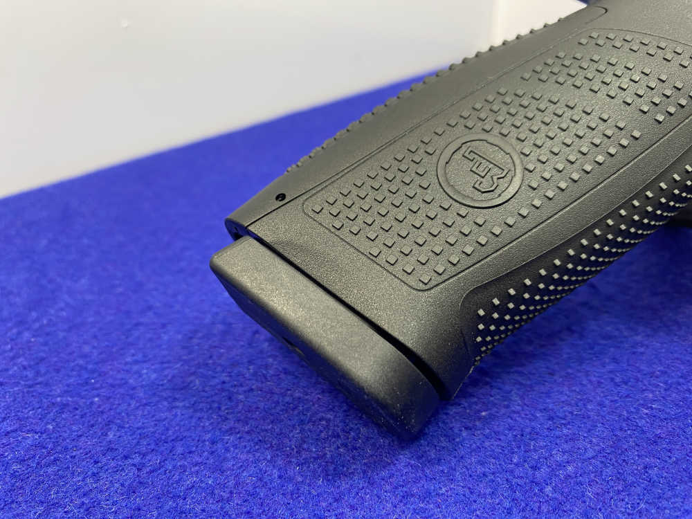 2024 CZ P-10 F 9mm Black 4 1/2" *AWESOME FULL-SIZE STRIKER-FIRED HANDGUN*-img-14