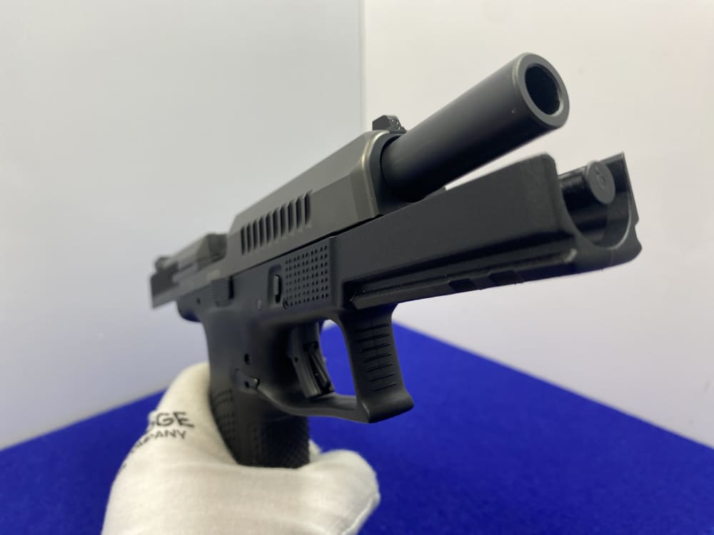 2024 CZ P-10 F 9mm Black 4 1/2" *AWESOME FULL-SIZE STRIKER-FIRED HANDGUN*-img-35