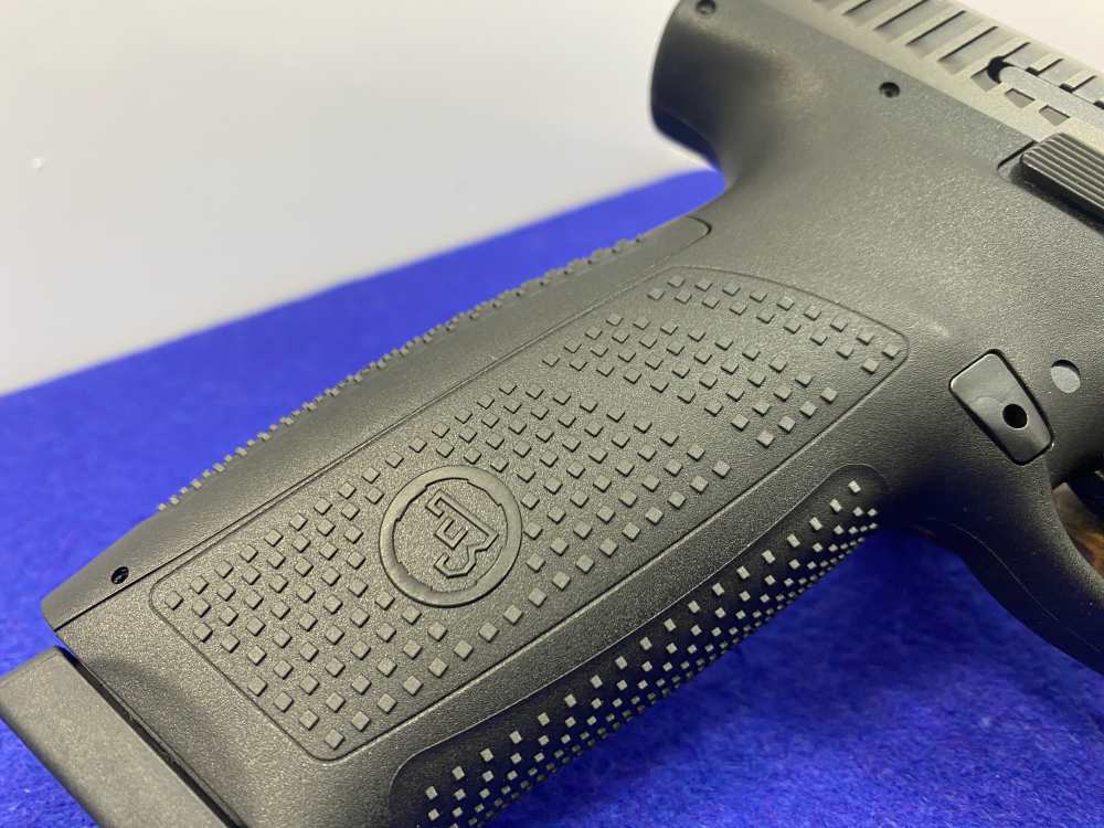 2024 CZ P-10 F 9mm Black 4 1/2" *AWESOME FULL-SIZE STRIKER-FIRED HANDGUN*-img-15