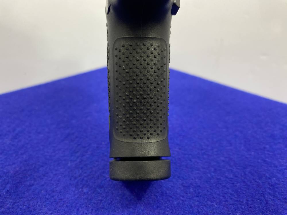 2021 CZ P-10 C 9mm Black 4" *AMAZING COMPACT-SIZE STRIKER-FIRED HANDGUN*   -img-29