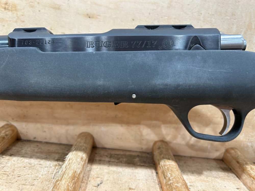 RUGER 77/17 17 HMR 29746-img-8