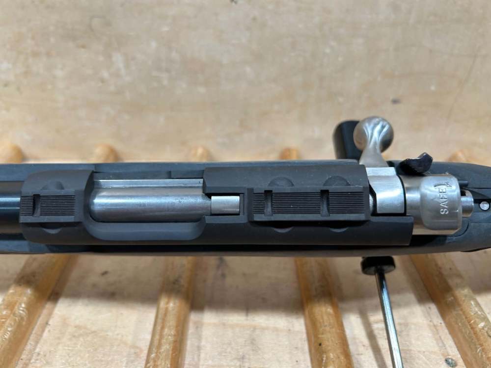 RUGER 77/17 17 HMR 29746-img-23
