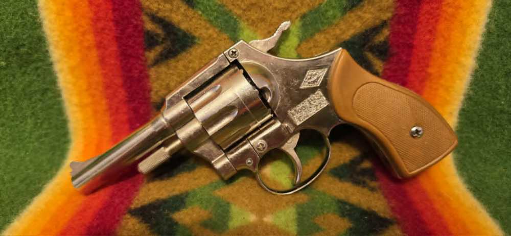 Brevatta model 199 22 cal BLANK revolver ITALY-img-0