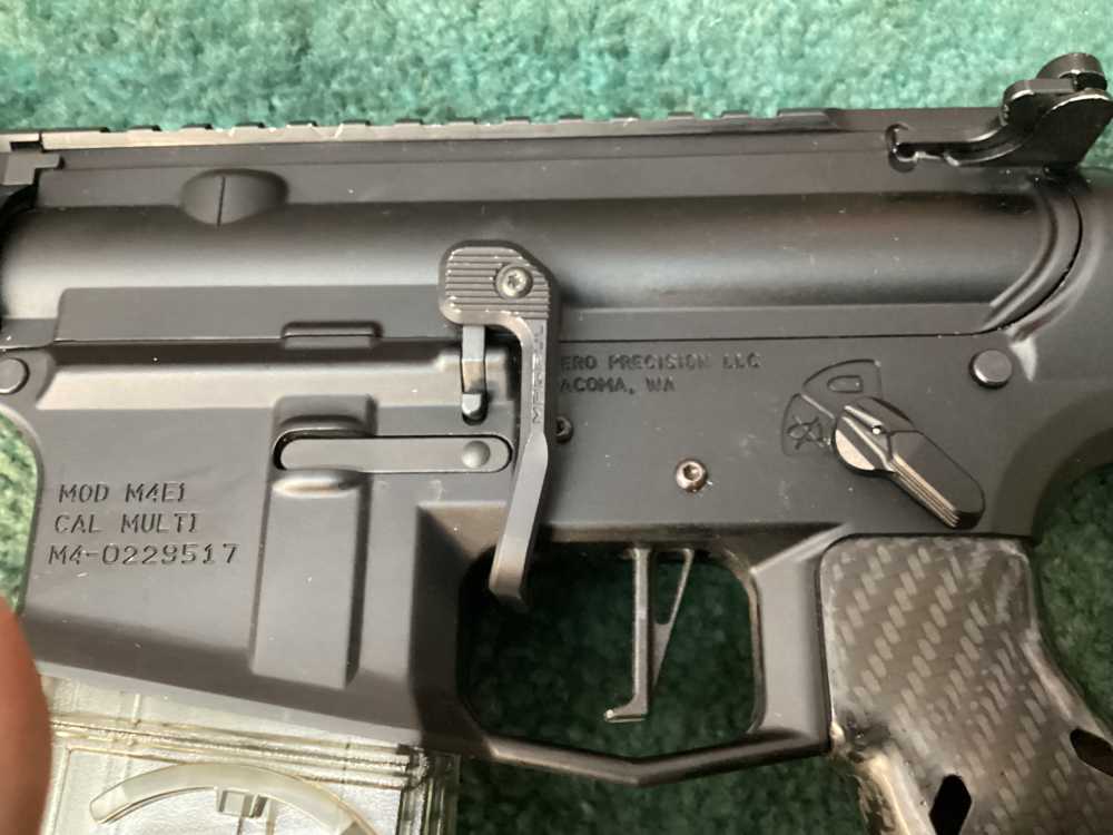 Pre-owned Aero Precision M4E1 pitol w/ two masg in .223 Wylde-img-3