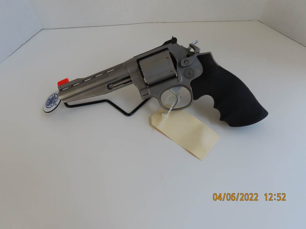 Smith and Wesson 686 PC with 5 inch Vented Rib-img-11