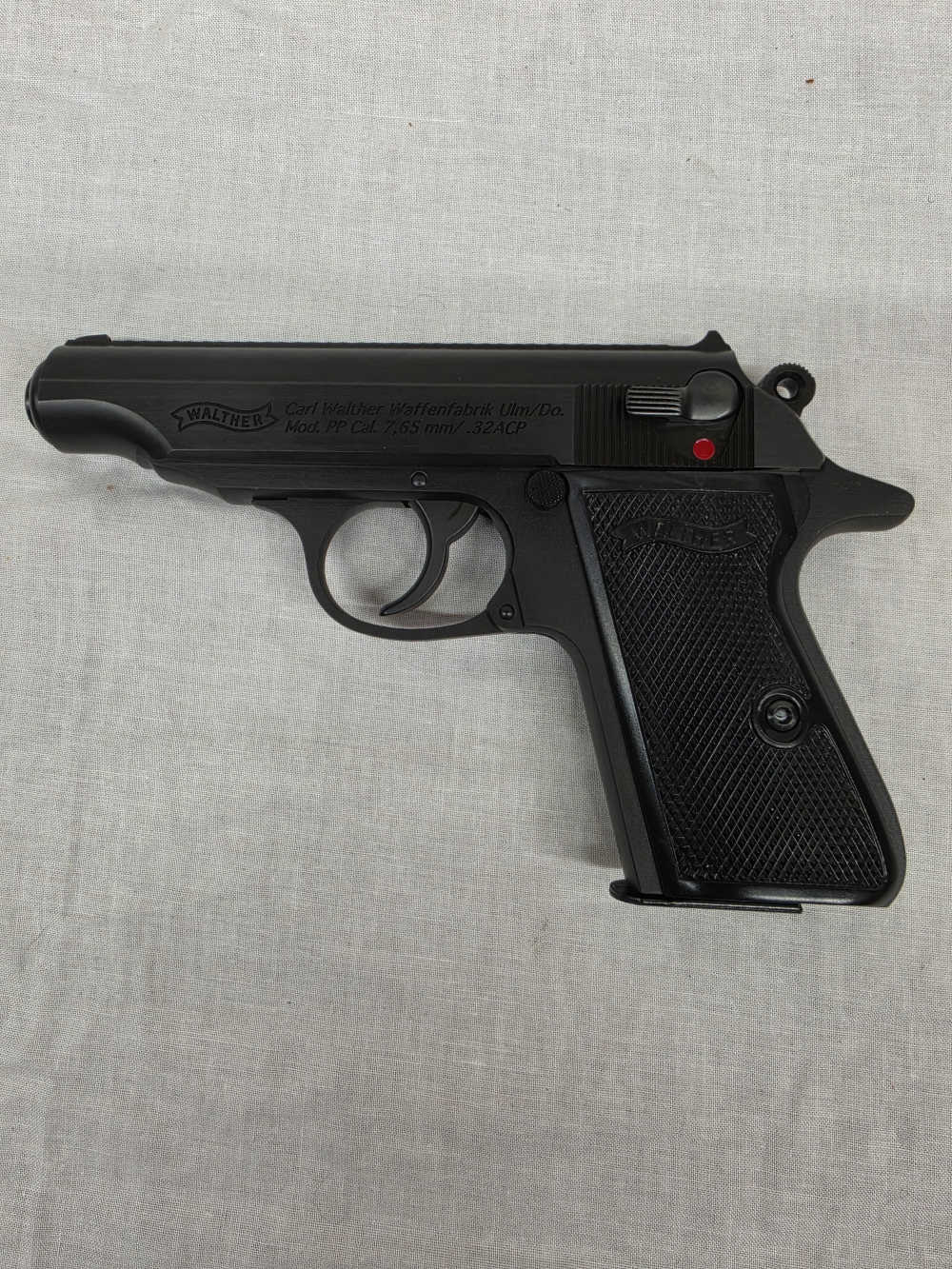 WALTHER PP BLACK 32 ACP w/BOX-img-1