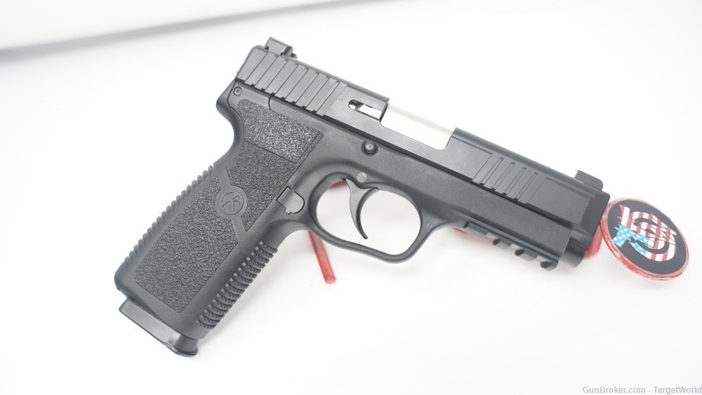 KAHR ARMS TP9-2 9MM BLACK 4" NIGHT SIGHTS NIB (KATP90S94N)-img-1