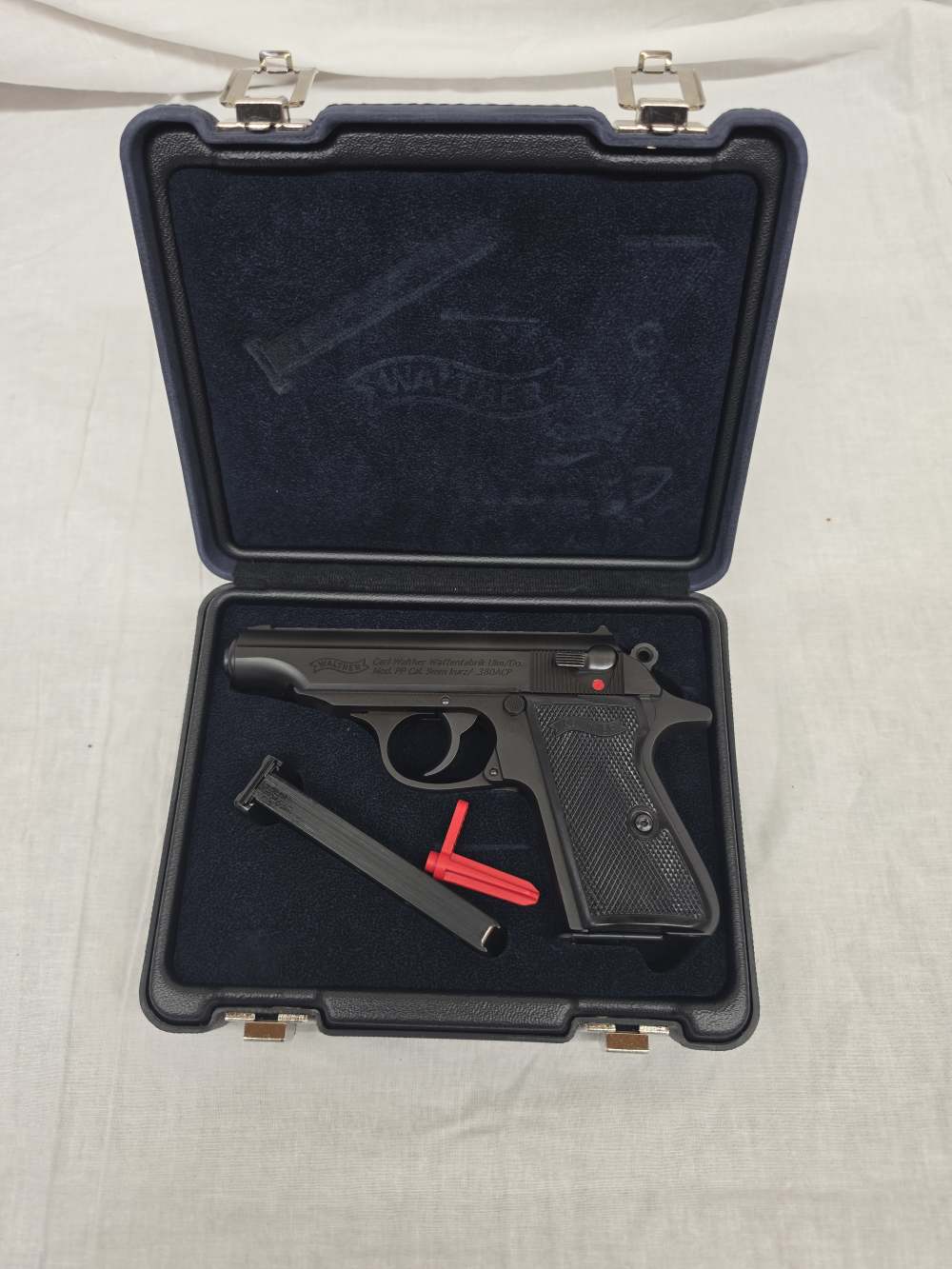 WALTHER PP BLACK 380 ACP w/BOX-img-8