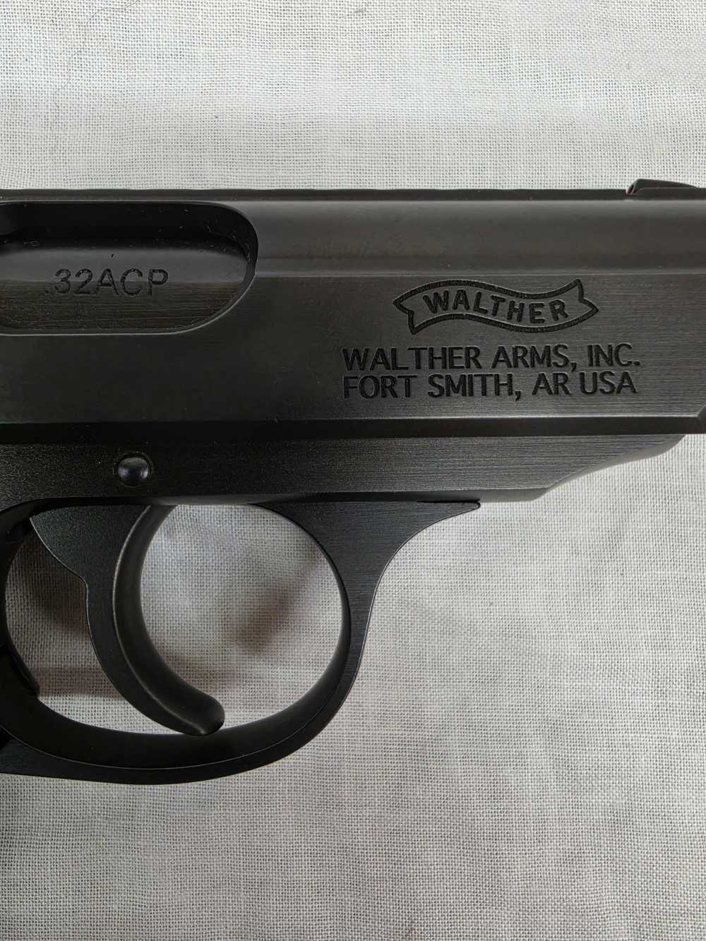 WALTHER PPK/S 32 ACP BLACK w/BOX-img-4