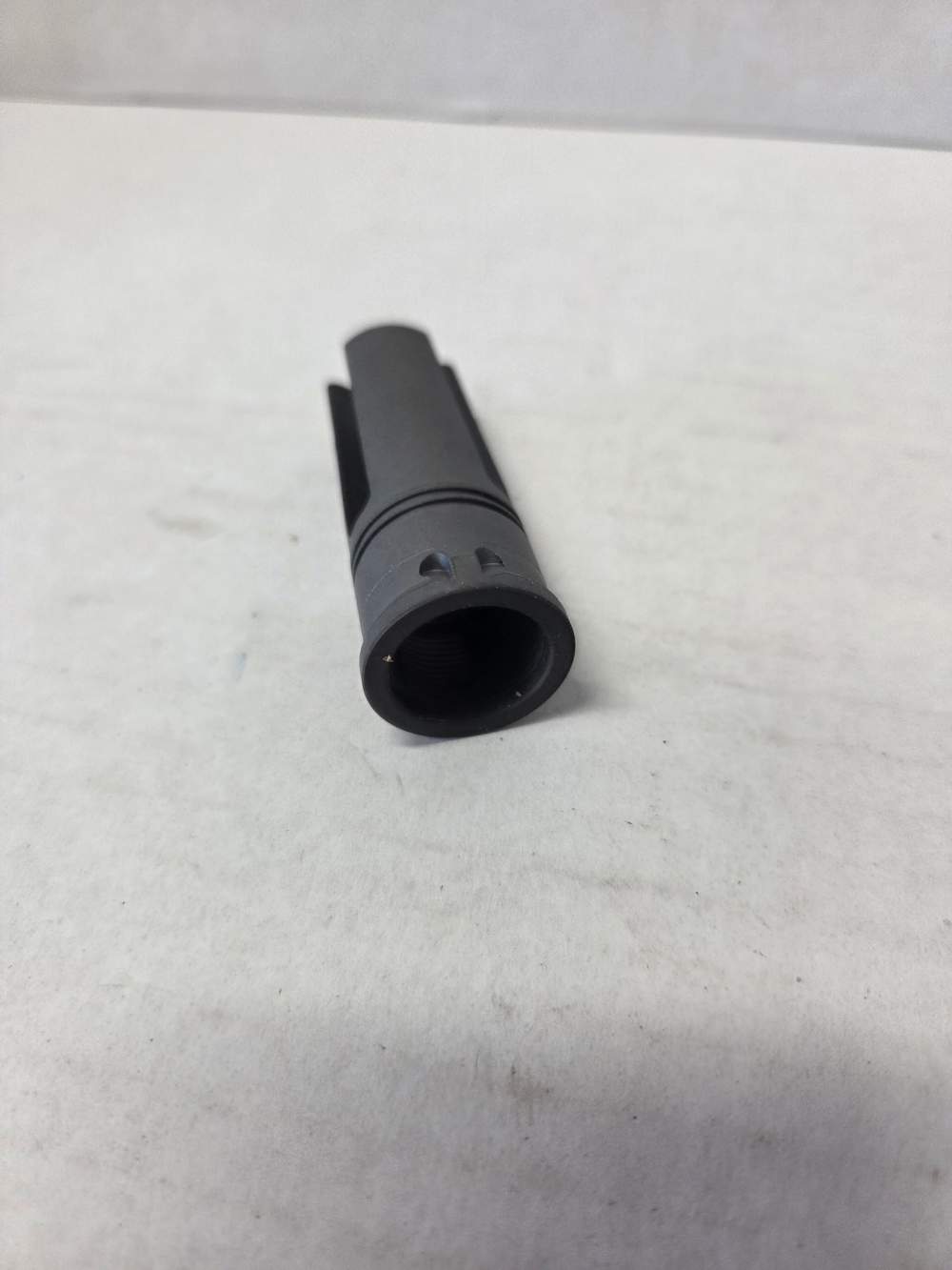 Surefire flash hider model SF3P-762-SR25 Knights armorment free shipping -img-5