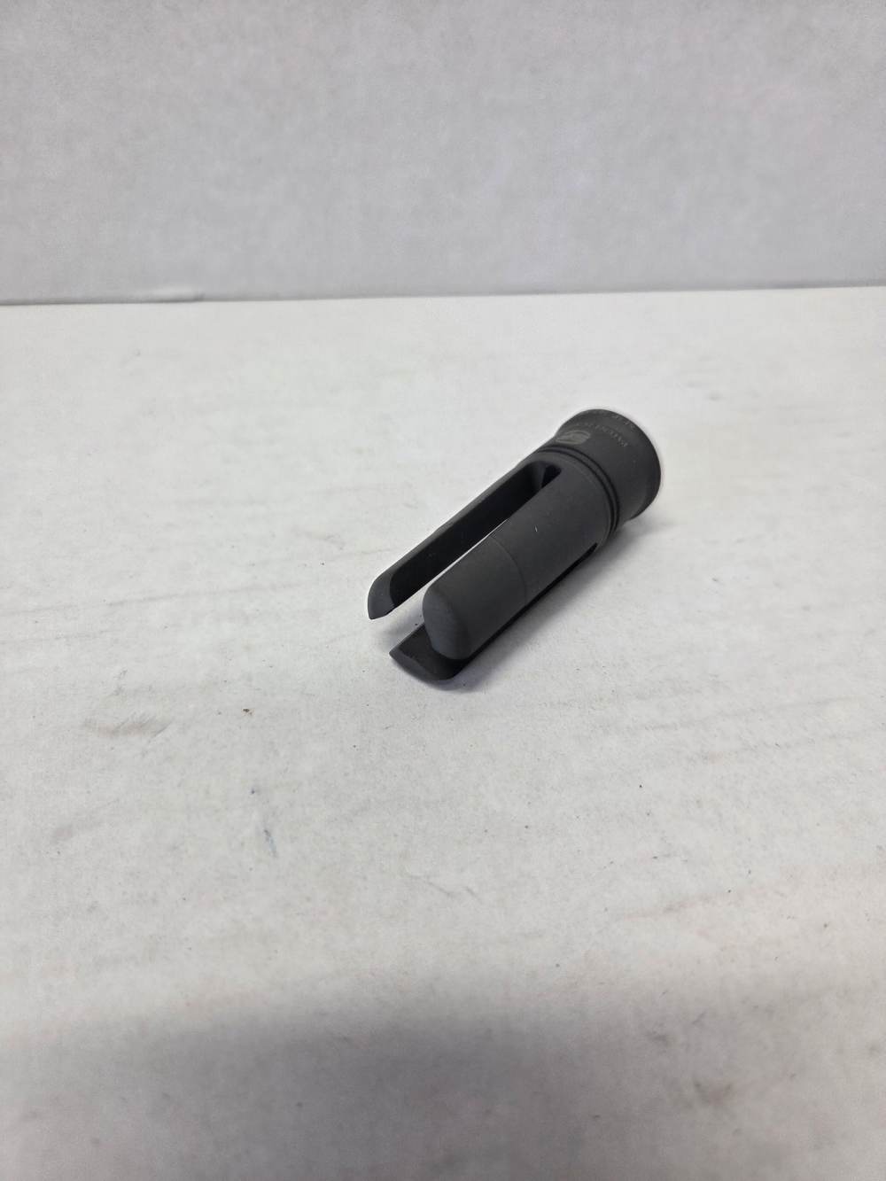 Surefire flash hider model SF3P-762-SR25 Knights armorment free shipping -img-3