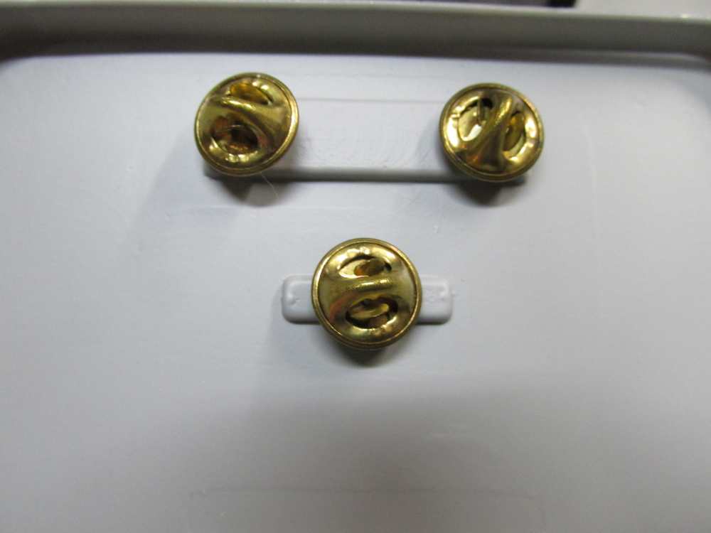 2-U.S. MERITORIOUS SERVICE MEDALS/RIBBONS/LAPEL PINS IN CASES-NICE LOOKING-img-13