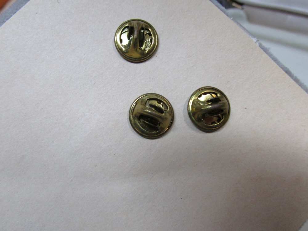 2-U.S. MERITORIOUS SERVICE MEDALS/RIBBONS/LAPEL PINS IN CASES-NICE LOOKING-img-7