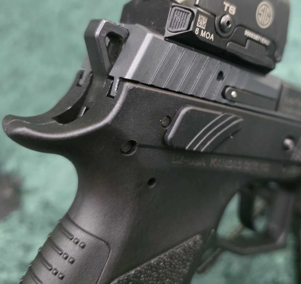 CZ P-09 Sig ROMEO 2 optic, Holster and 7 Magazines -img-10
