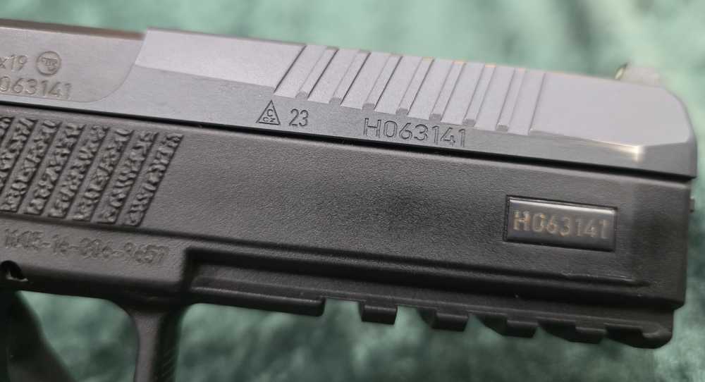 CZ P-09 Sig ROMEO 2 optic, Holster and 7 Magazines -img-16