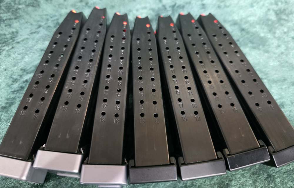 CZ P-09 Sig ROMEO 2 optic, Holster and 7 Magazines -img-40