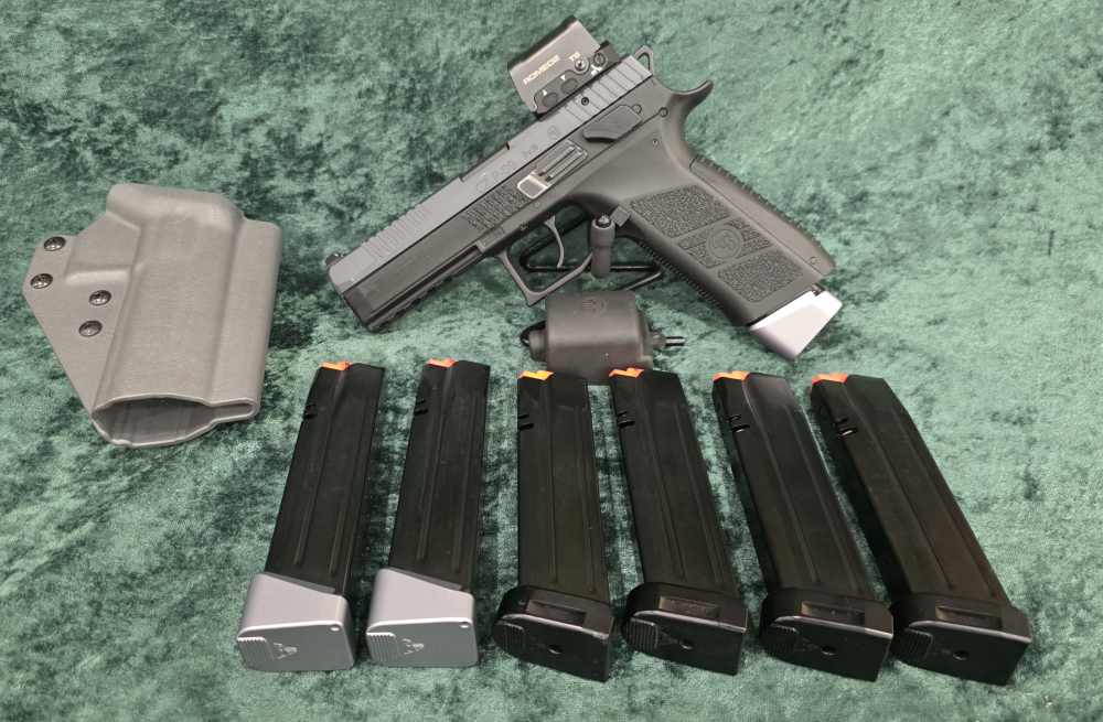 CZ P-09 Sig ROMEO 2 optic, Holster and 7 Magazines -img-0