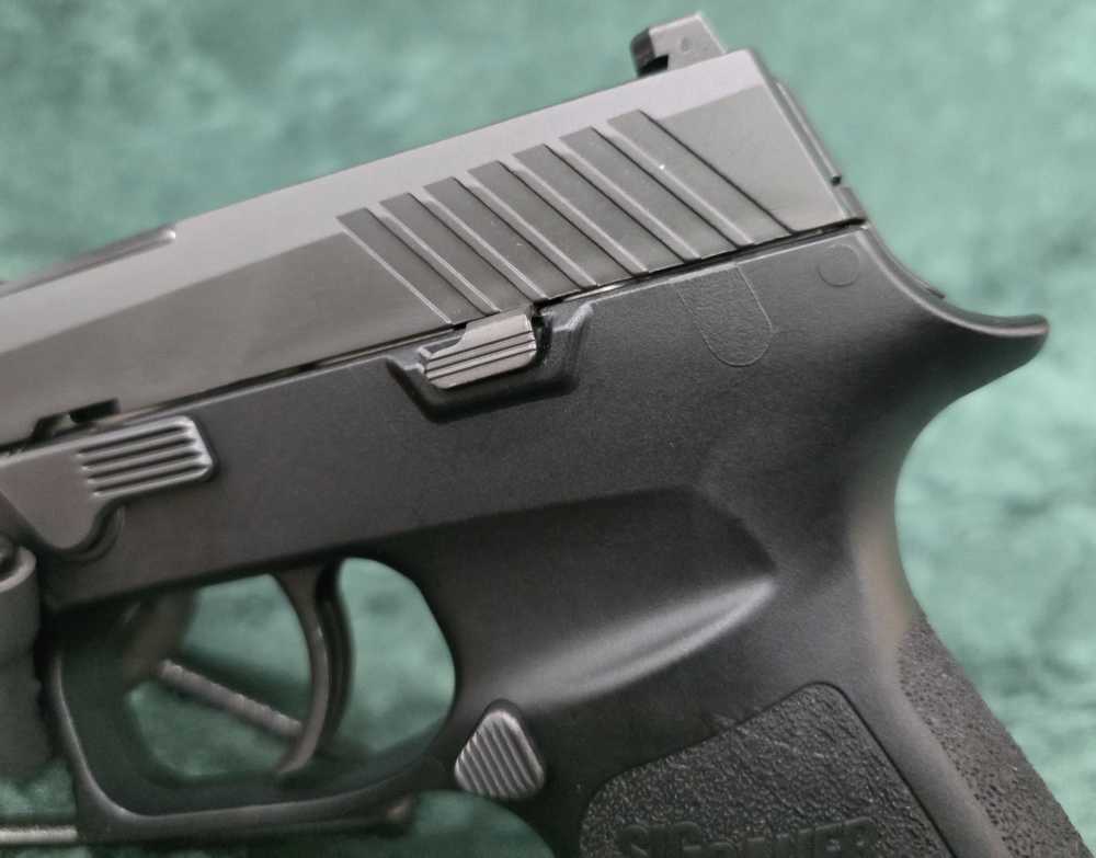 Sig Sauer P320 TEXAS RANGERS edition -img-13