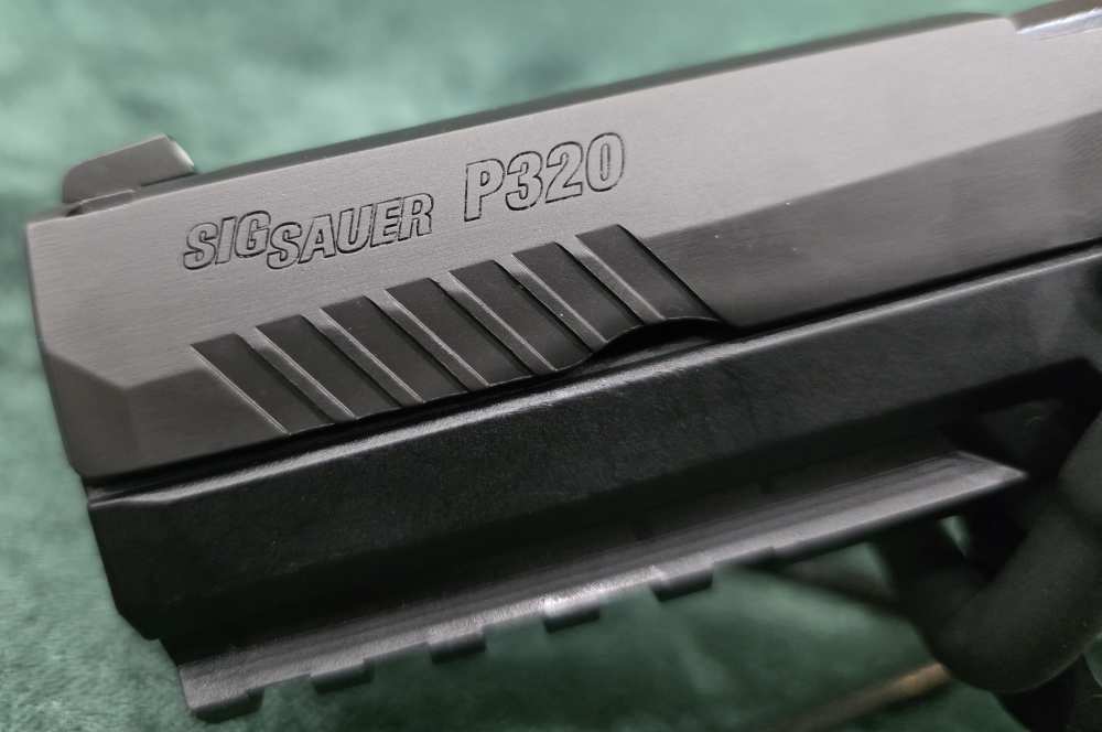 Sig Sauer P320 TEXAS RANGERS edition -img-11
