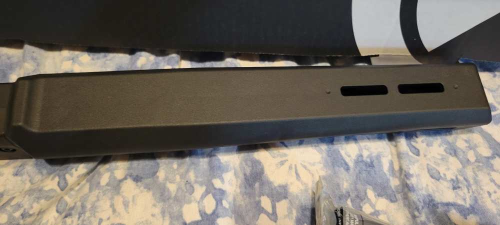 Black Ruger American Magpul Hunter stock short action MAG931-BLK-img-5