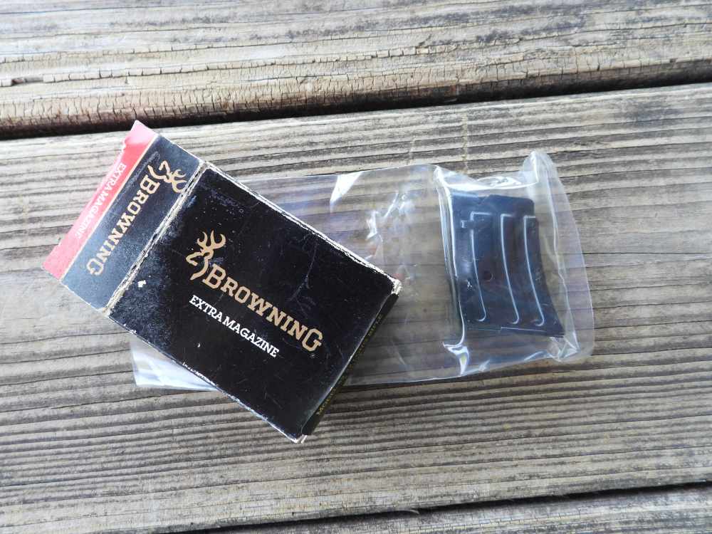 Browning Winchester model 52 22LR 5RD NIB Factory magazine-img-0