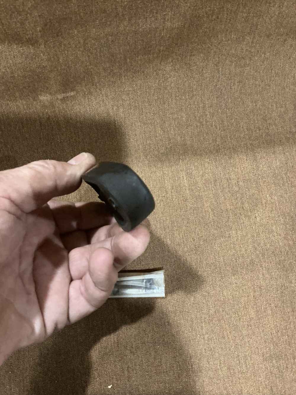 M70  Rubber Butt Plate NOS-img-5