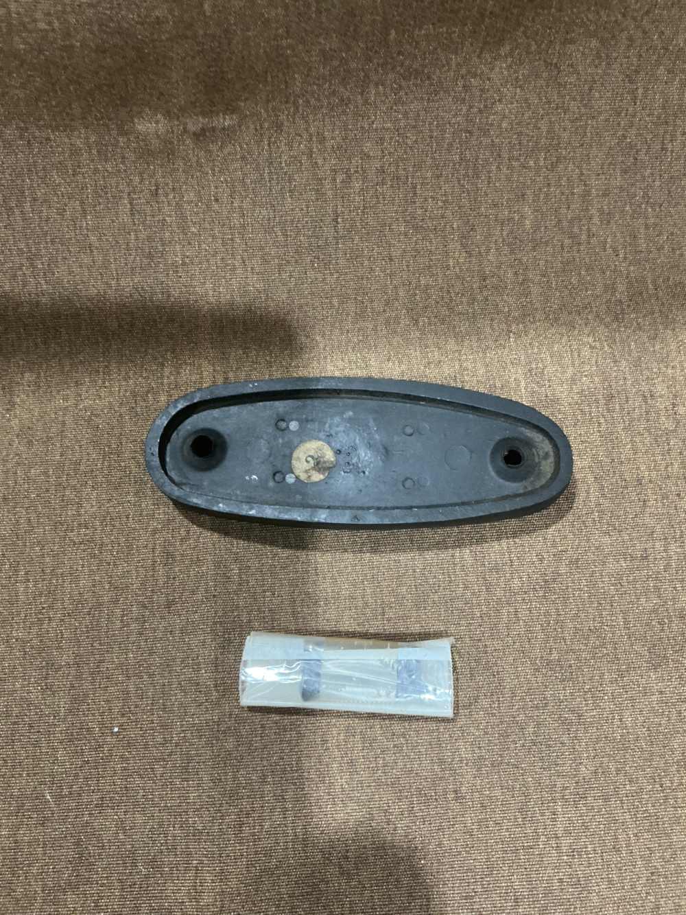 M70  Rubber Butt Plate NOS-img-8