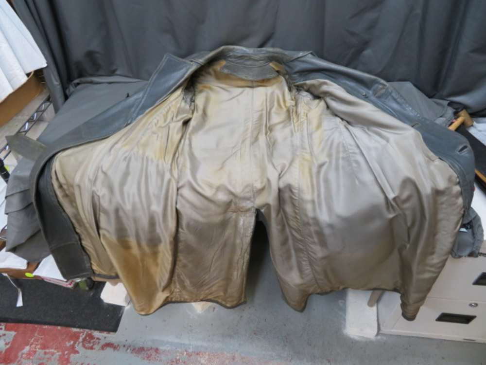 SET-WWII GERMAN KRIEGSMARINE NAVY LEATHER OVERCOAT & BREECHES-img-8