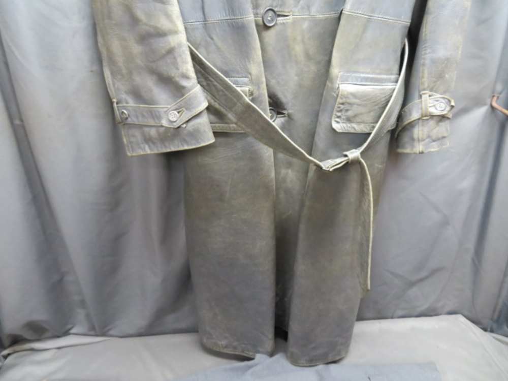 SET-WWII GERMAN KRIEGSMARINE NAVY LEATHER OVERCOAT & BREECHES-img-2