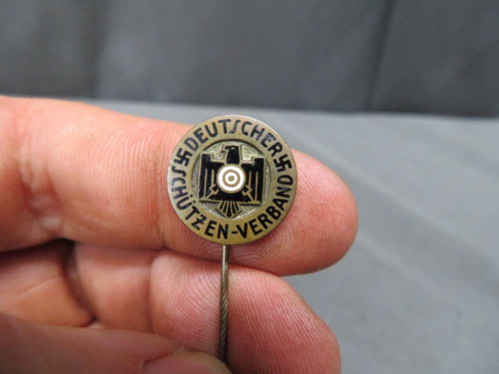 WWII GERMAN DEUTSCHER SCHUTZEN-VERBAND SHOOTING ASSOCIATION STICKPIN-img-0