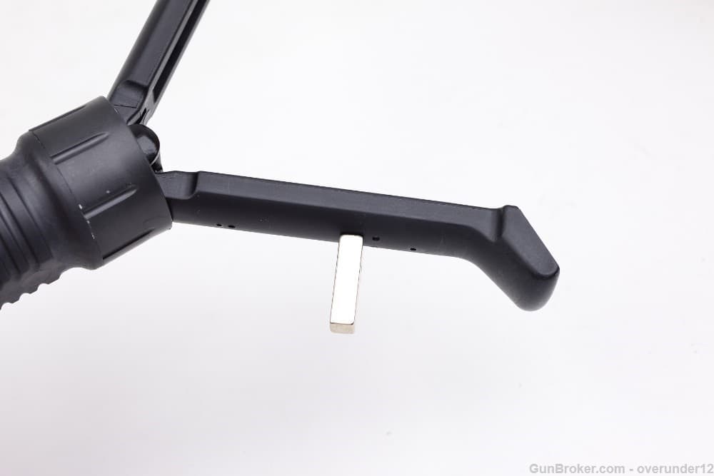 Grip Pod Bi Pod Forward Grip for Colt AR-15 rifle  AUTHENTIC  NEW-img-13