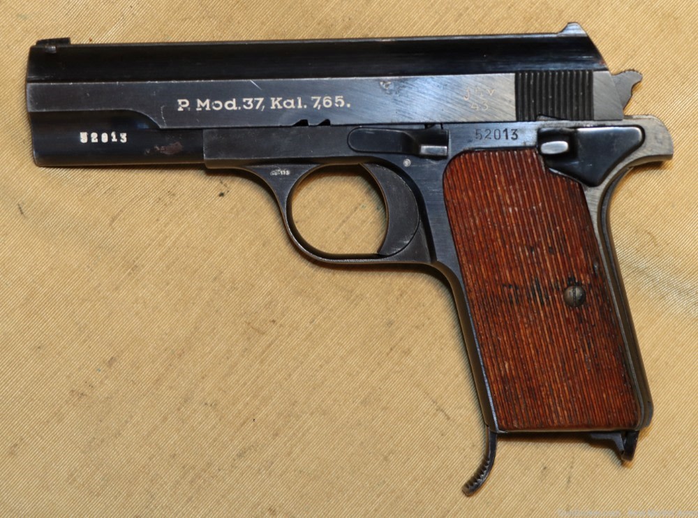 Scarce & Fine WWII German Luftwaffe FEG Model 37 Pistol c. 1943-img-2