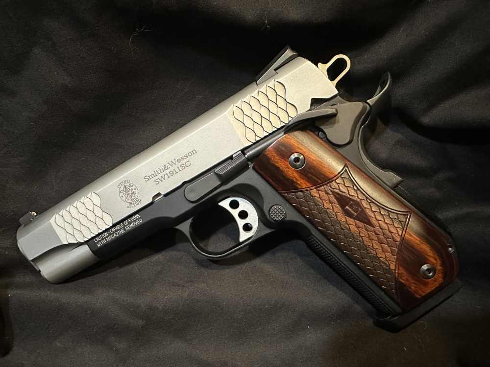Smith & Wesson SW1911 E Series (108485) .45 acp-img-1