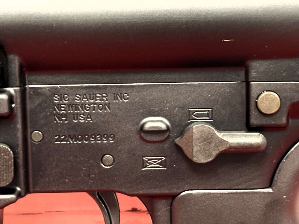 Factory New SIG 716I Tread 7.62 NATO Rifle No Reserve!-img-2