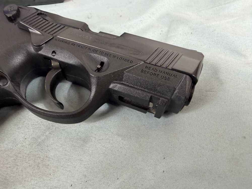 Beretta PX4 Storm 9mm Pistol + Extras! -img-6