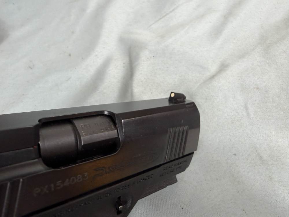 Beretta PX4 Storm 9mm Pistol + Extras! -img-8