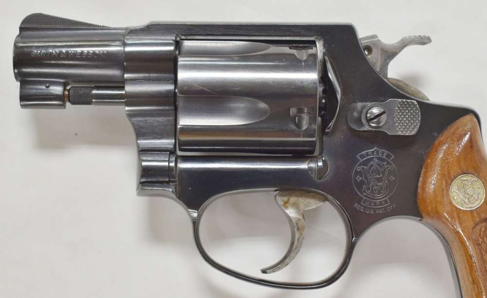 SMITH & WESSON MODEL 36 .38 SPECIAL S&W MFG 1987 2" BLUED CHIEFS PENNY SALE-img-1