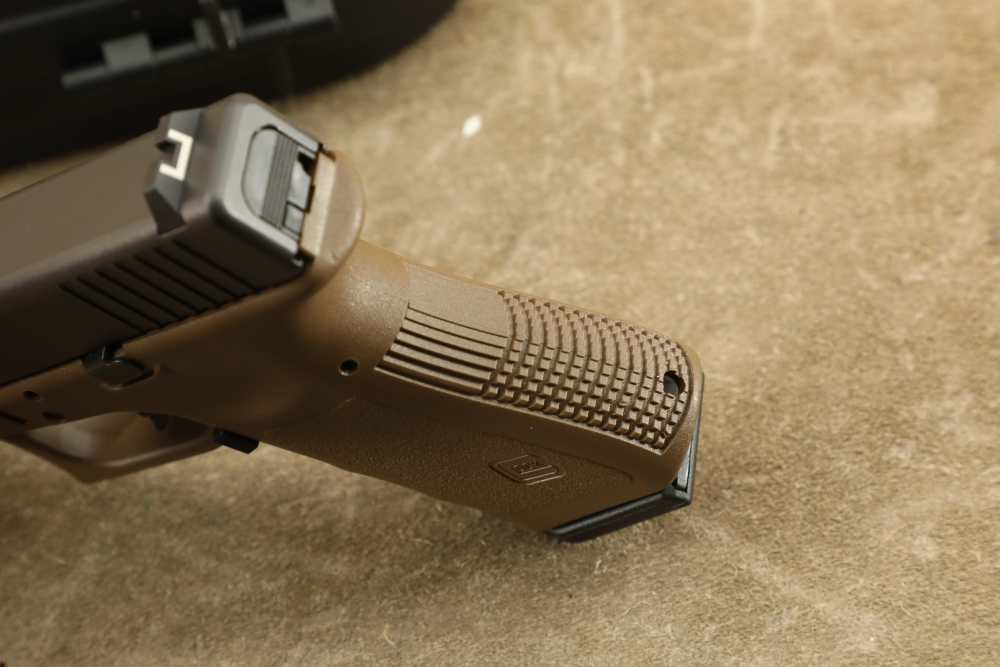 Glock 23 G23 Gen 3 Dark Earth .40 S&W 5.37” Semi-Auto Striker-Fired Pistol-img-13