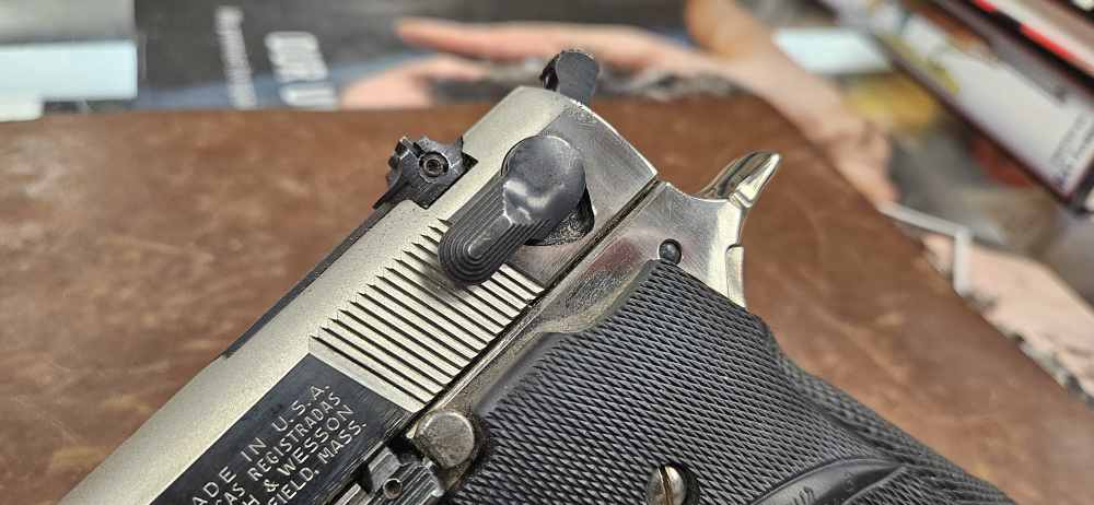 Smith & Wesson 59 9mm-img-11