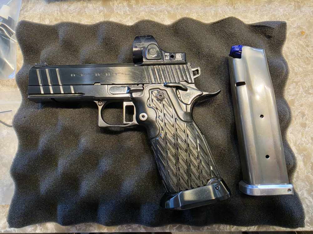 SVI INFINITY SPARTAN w/Trijicon SRO-img-1