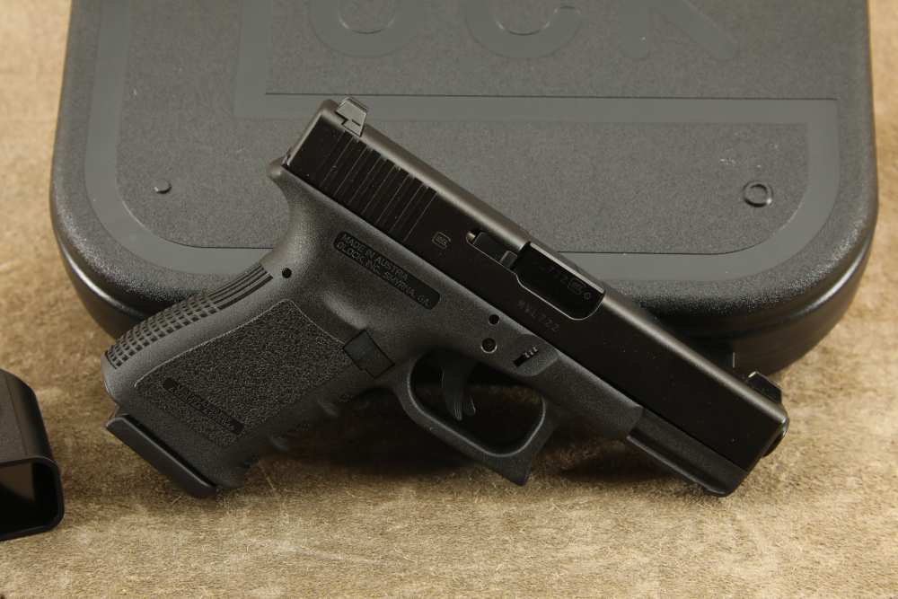 Glock 23 G23 Gen 3 .40 S&W 4.02” Semi-Auto Safe Action Striker-Fired Pistol-img-2