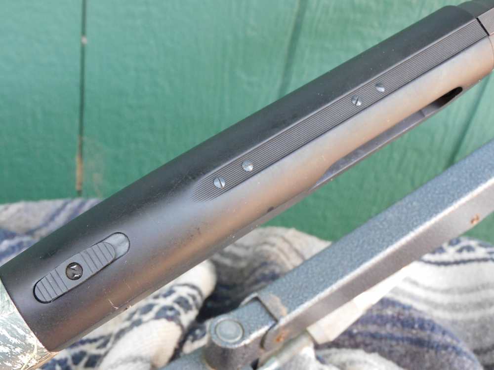 Mossberg 835 Ulti-Mag 12GA 20" TURKEY - THUMB-HOLE-img-16