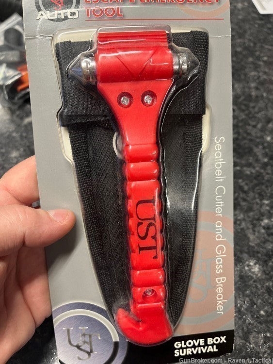UST Rescue Hammer -img-0