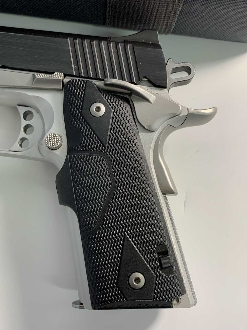 Kimber Pro Carry II Semi-Automatic Pistol 45 ACP w/ Crimson Trace Laser -img-13