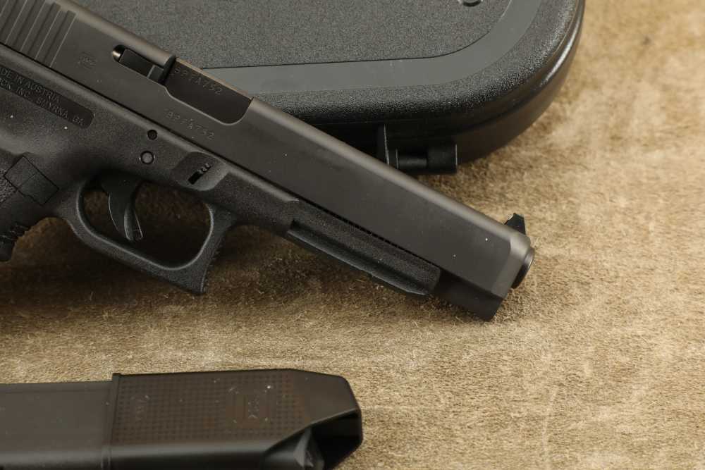 Glock G35 Gen 3 Long Slide .40 S&W 5.31” Semi-Auto Striker-Fired Pistol -img-6